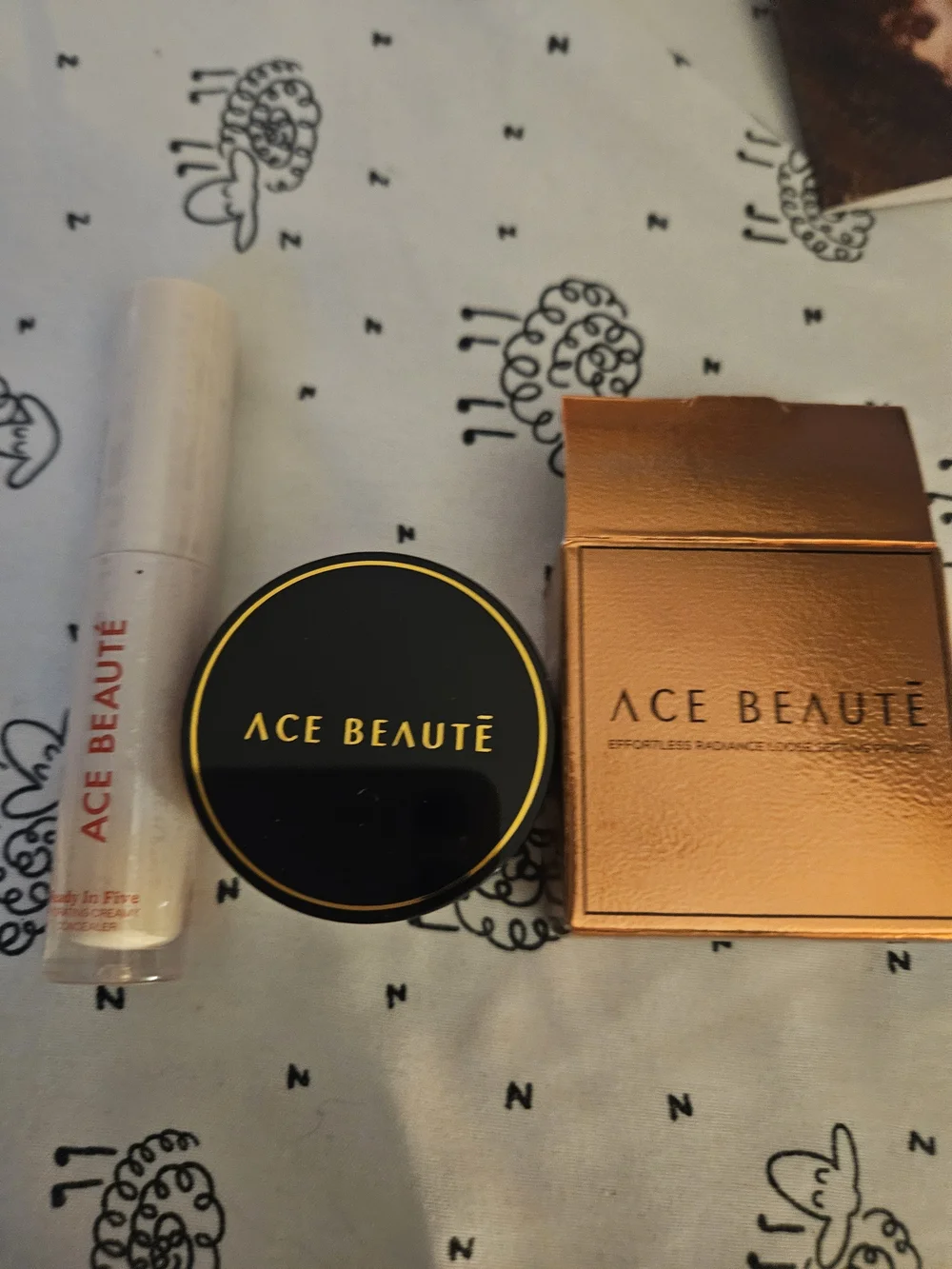 Ace Beauté Setting Powder in Fair 1.5, Concealer in L2